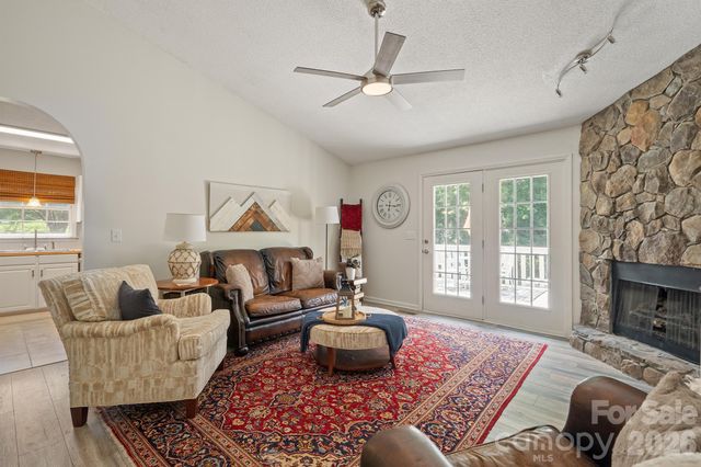 1133 Finger Bridge Road, Hickory, NC 28602