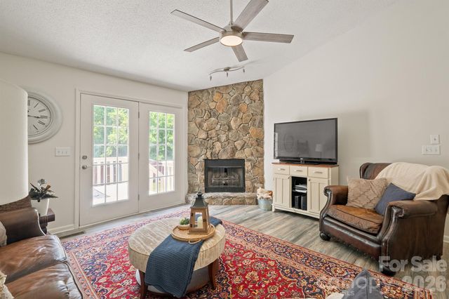 1133 Finger Bridge Road, Hickory, NC 28602