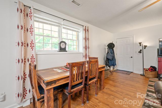 1133 Finger Bridge Road, Hickory, NC 28602