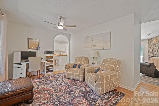 1133 Finger Bridge Road, Hickory, NC 28602