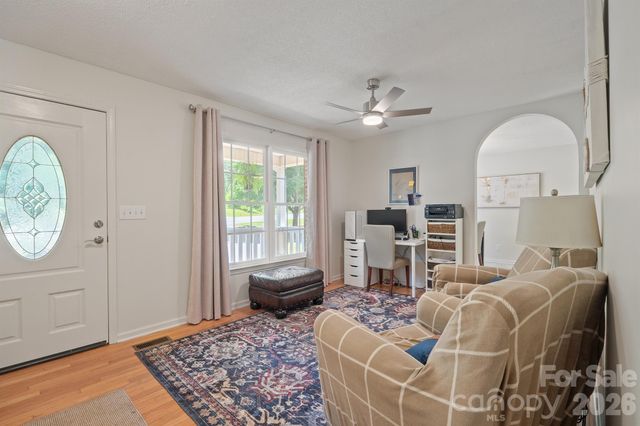 1133 Finger Bridge Road, Hickory, NC 28602