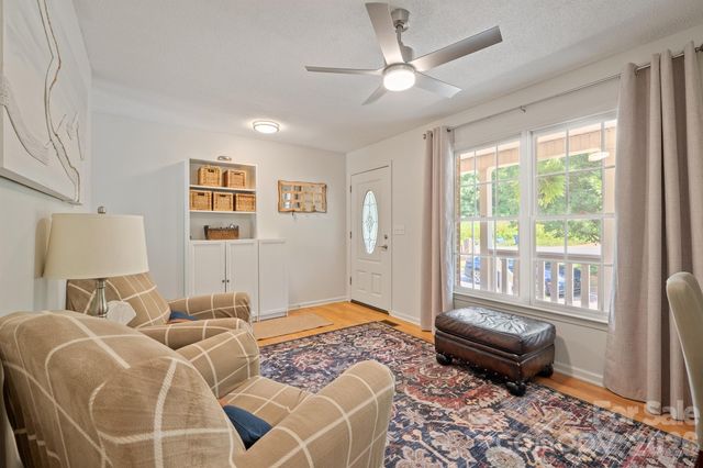 1133 Finger Bridge Road, Hickory, NC 28602