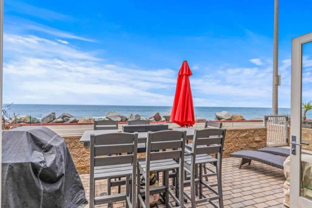 700 S The Strand 102, Oceanside, CA 92054