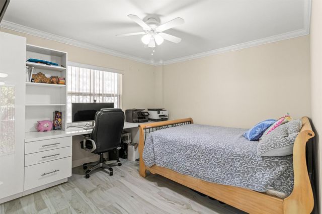 3580 S Ocean Boulevard 2a, South Palm Beach, FL 33480