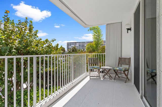 3580 S Ocean Boulevard 2a, South Palm Beach, FL 33480