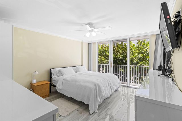 3580 S Ocean Boulevard 2a, South Palm Beach, FL 33480