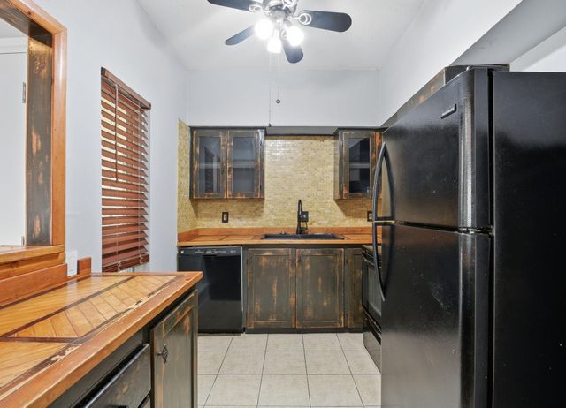 2100 Tanglewilde Street 576, Houston, TX 77063