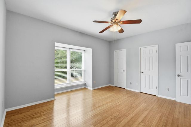 2100 Tanglewilde Street 576, Houston, TX 77063