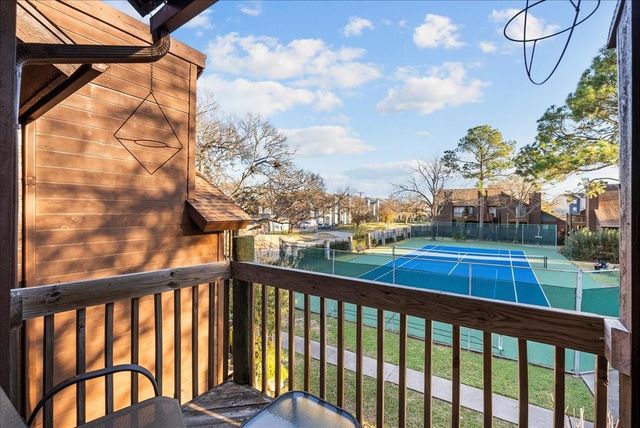 671 Davis Road, League City, TX 77573
