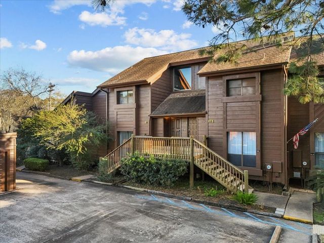 671 Davis Road, League City, TX 77573