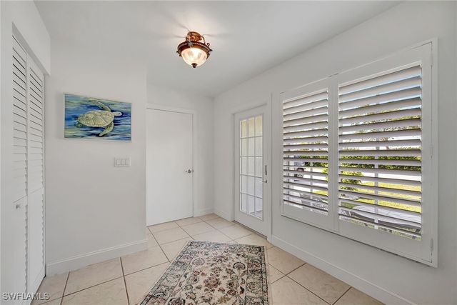 3687 Maran LN, Bonita Springs, FL 34134