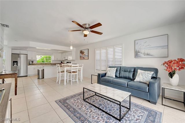 3687 Maran LN, Bonita Springs, FL 34134