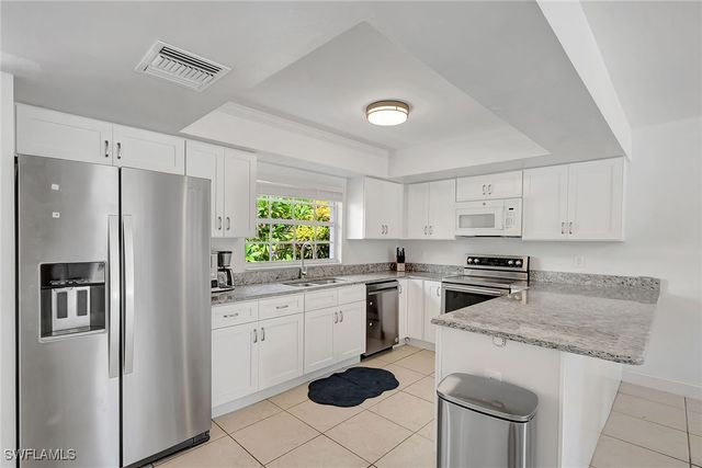 3687 Maran LN, Bonita Springs, FL 34134