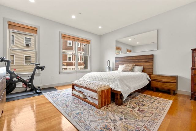 45 Vinton St 1, Boston, MA 02127