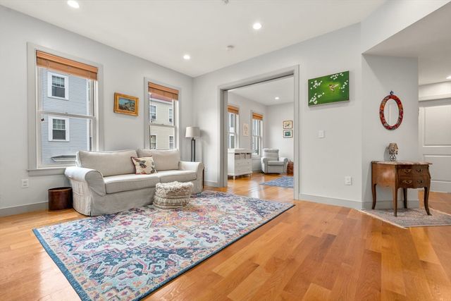 45 Vinton St 1, Boston, MA 02127