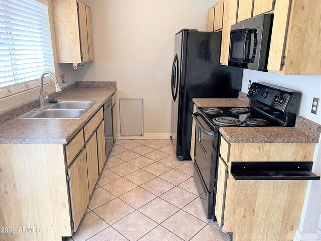 3029 W Tonopah Drive, Phoenix, AZ 85027