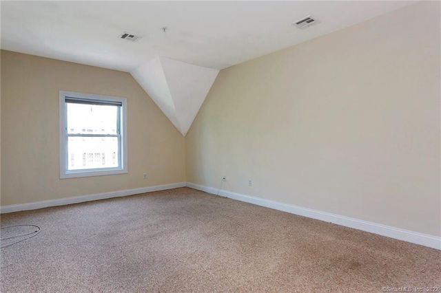 4 Daskams Lane 326, Norwalk, CT 06851