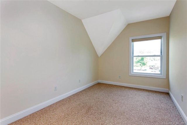 4 Daskams Lane 326, Norwalk, CT 06851