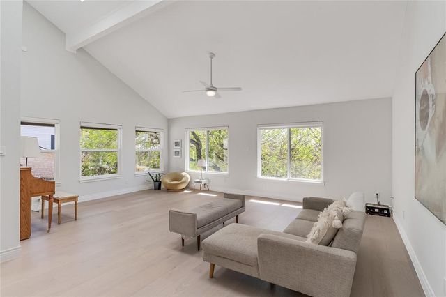 5606 Sedgefield DR, Austin, TX 78746