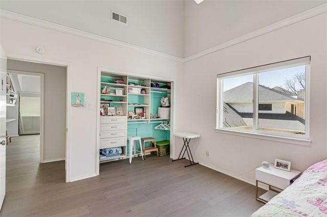 5606 Sedgefield DR, Austin, TX 78746