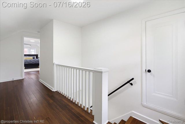 26642 York Road, Huntington Woods, MI 48070