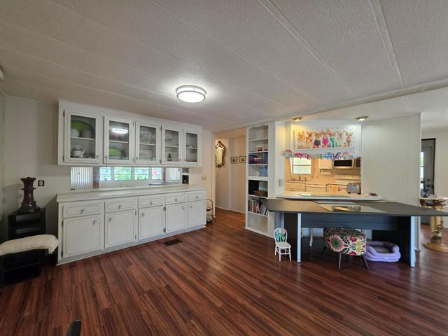 6125 N Guava Lane, Atlantis, FL 33462