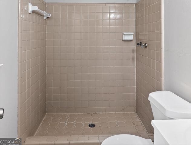 4902 Pine Hill Court E, Stone Mountain, GA 30088