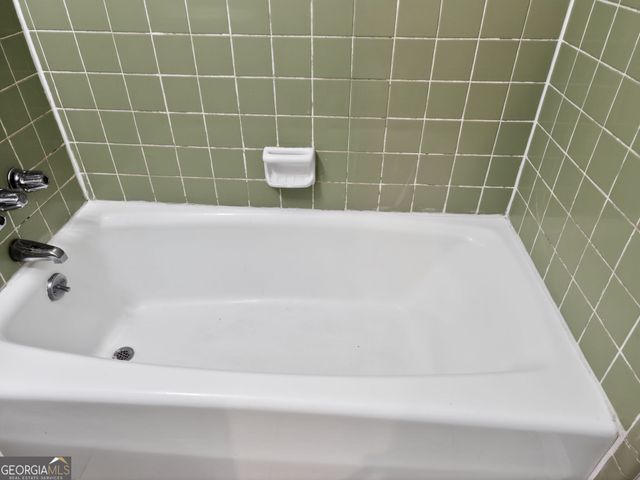 4902 Pine Hill Court E, Stone Mountain, GA 30088