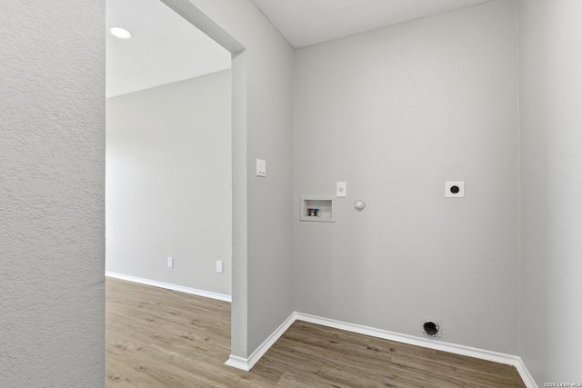 735 Inks Farm, San Antonio, TX 78228