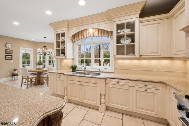 56 WILL LANE, Watchung Boro, NJ 07069