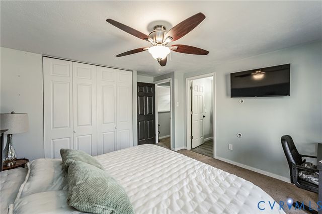 13704 Carriage Creek Pl, Midlothian, VA 23112