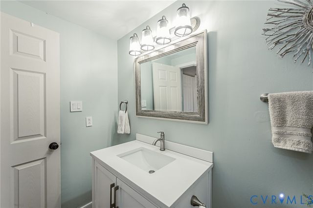 13704 Carriage Creek Pl, Midlothian, VA 23112