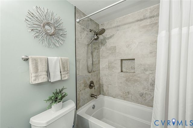 13704 Carriage Creek Pl, Midlothian, VA 23112