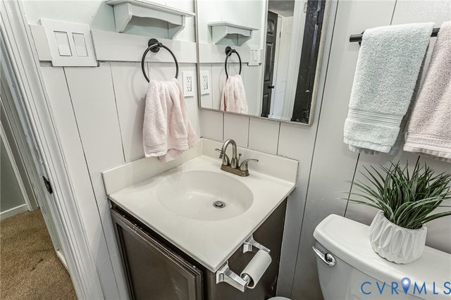 13704 Carriage Creek Pl, Midlothian, VA 23112