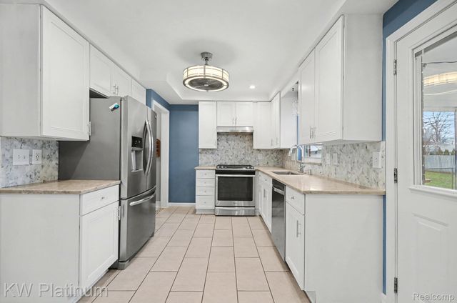 22825 Rosedale Street, St. Clair Shores, MI 48080