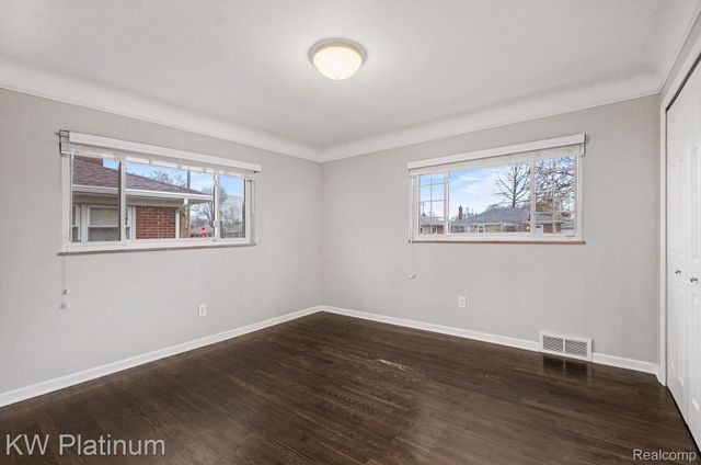 22825 Rosedale Street, St. Clair Shores, MI 48080