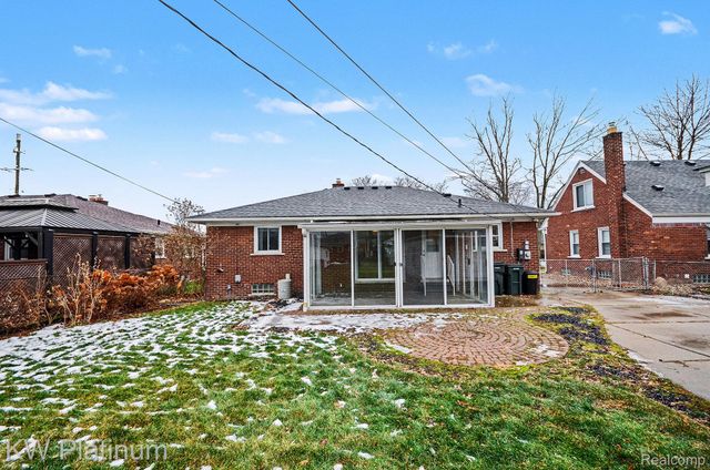 22825 Rosedale Street, St. Clair Shores, MI 48080