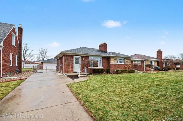 22825 Rosedale Street, St. Clair Shores, MI 48080