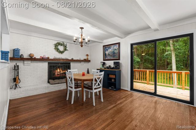 1625 Perry Lake Road, Ortonville, MI 48462