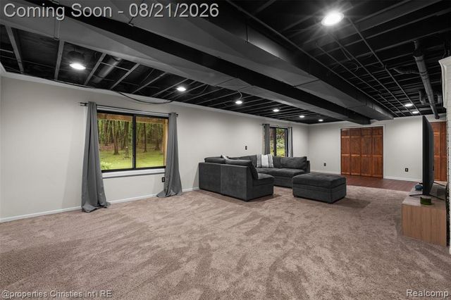 1625 Perry Lake Road, Ortonville, MI 48462