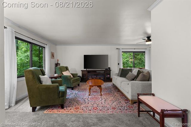 1625 Perry Lake Road, Ortonville, MI 48462