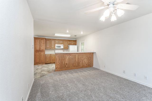 110 Pecan Street, Whitesboro, TX 76273