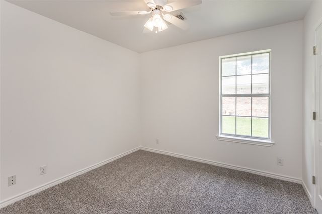 110 Pecan Street, Whitesboro, TX 76273