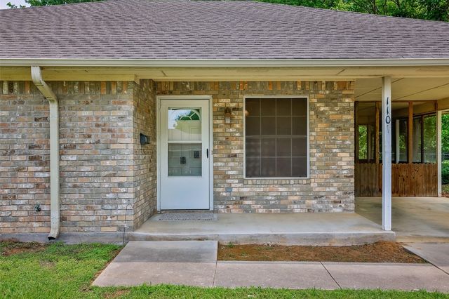 110 Pecan Street, Whitesboro, TX 76273