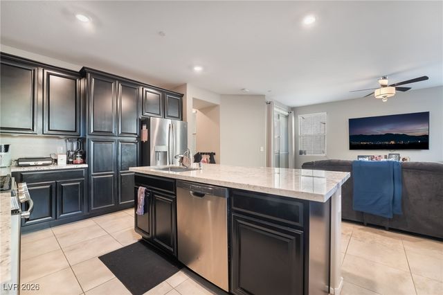 8680 Giant Causeway Avenue, Las Vegas, NV 89148