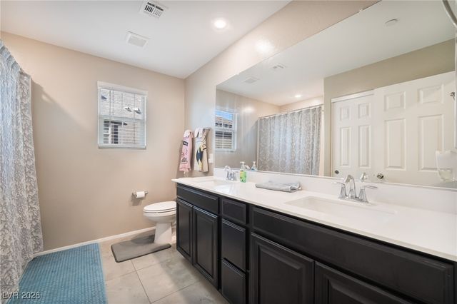 8680 Giant Causeway Avenue, Las Vegas, NV 89148