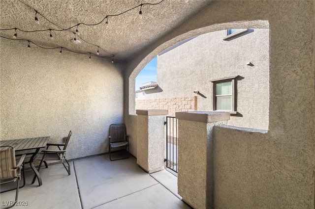 8680 Giant Causeway Avenue, Las Vegas, NV 89148