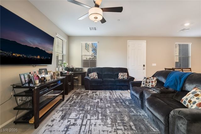 8680 Giant Causeway Avenue, Las Vegas, NV 89148