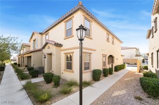 8680 Giant Causeway Avenue, Las Vegas, NV 89148