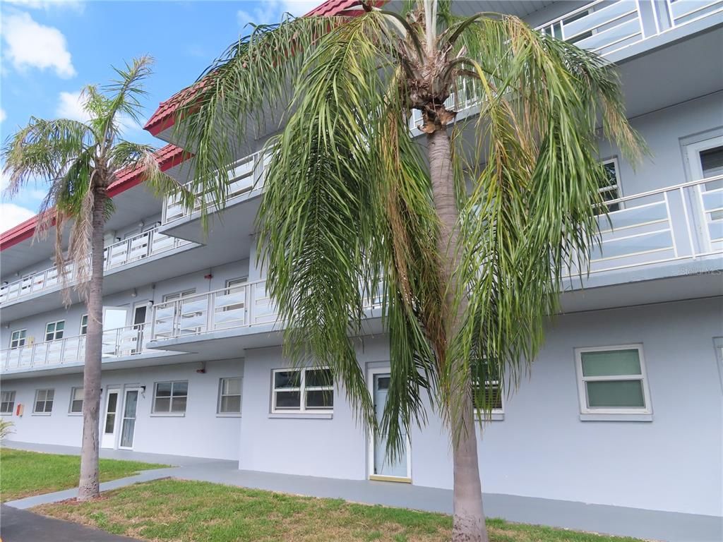 5660 80TH STREET N A205, St Petersburg, FL 33709